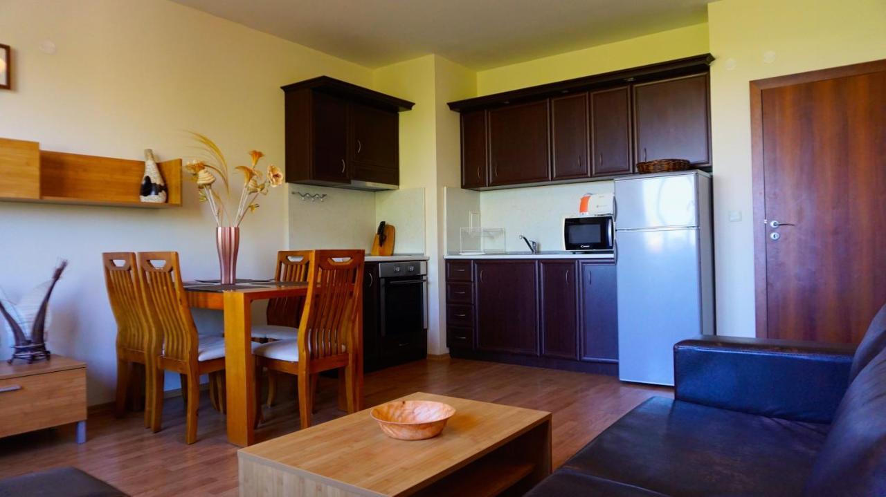 Апартамент Сънрайз Обзор - Apartment Sunrise Obzor Exterior photo